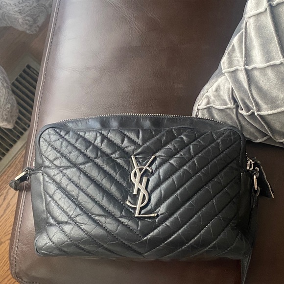 Saint Laurent Black Quilted Bag - Picture 1 of 12